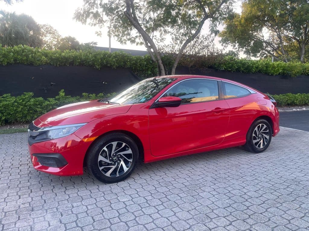 2018 Honda Civic — photo 1