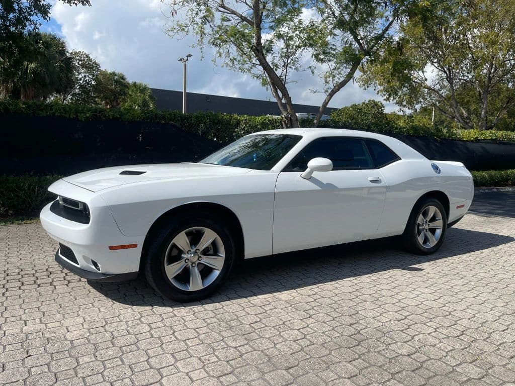 2022 Dodge Challenger — photo 1