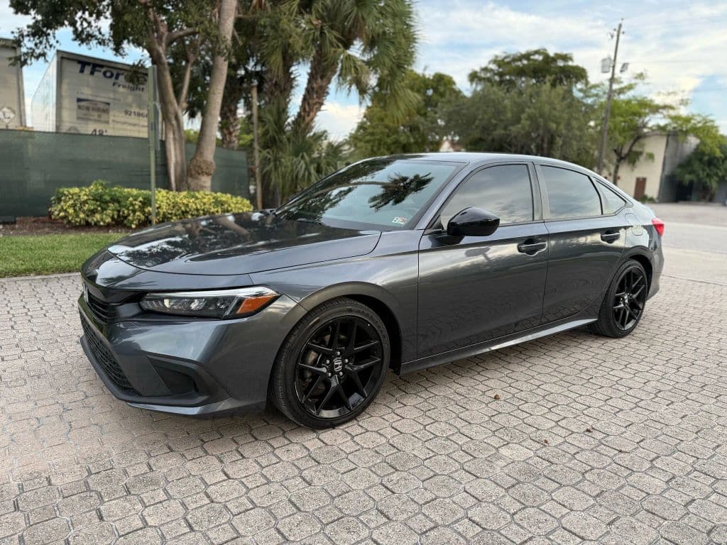 2023 Honda Civic — photo 1