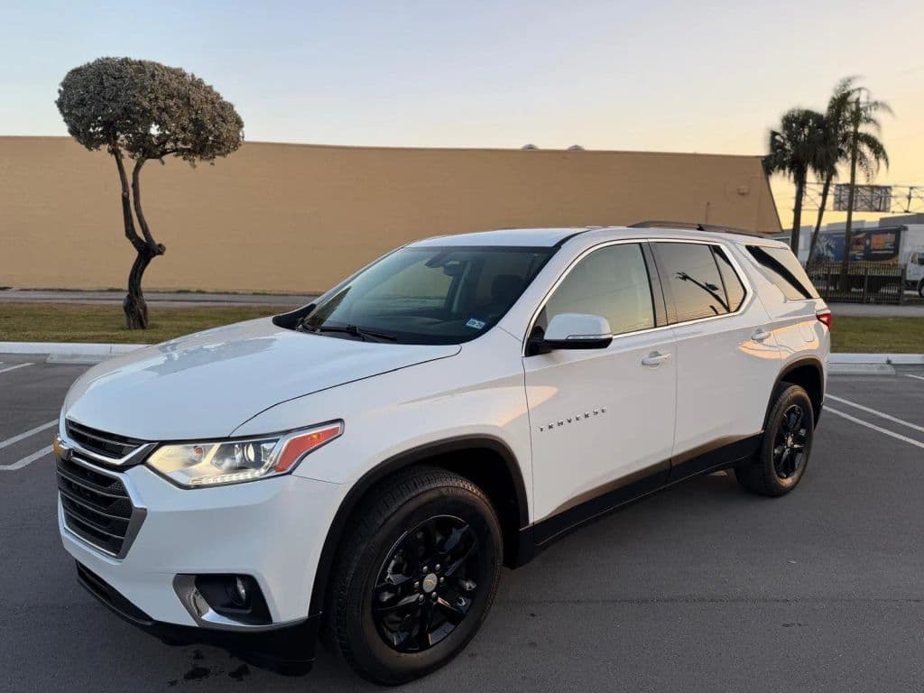 2020 Chevrolet Traverse — photo 1