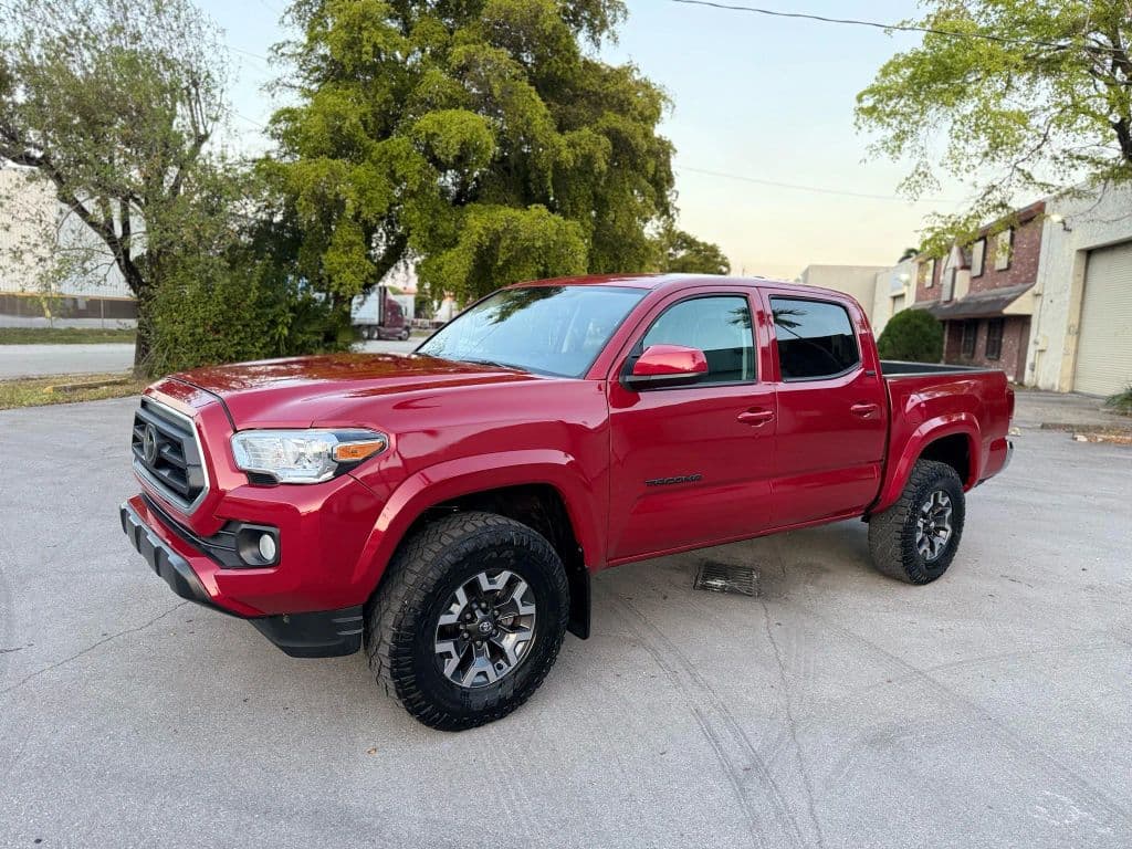 2023 Toyota Tacoma Double Cab — photo 1