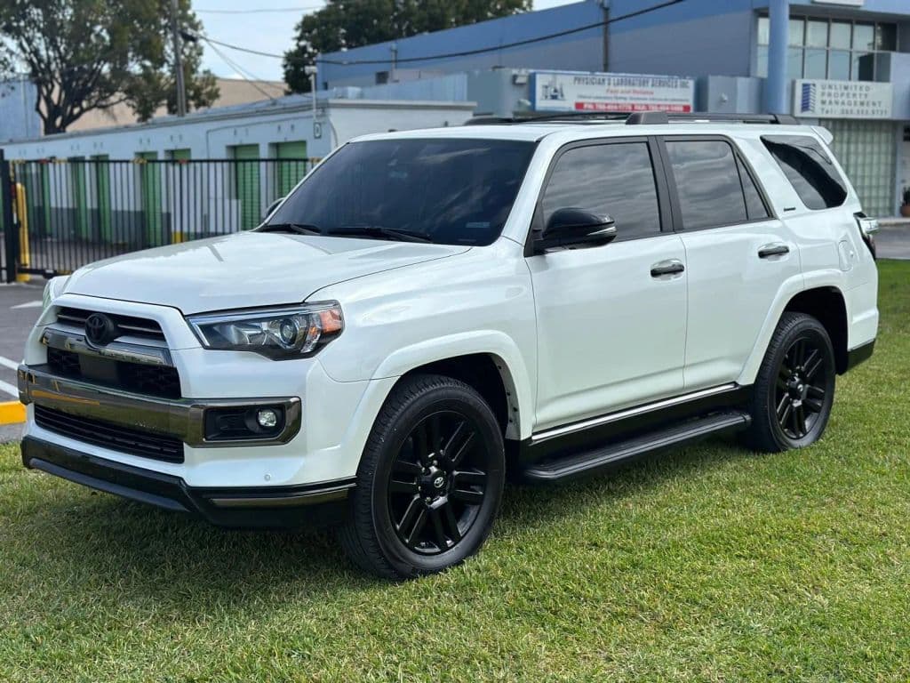 2021 Toyota 4runner — photo 1
